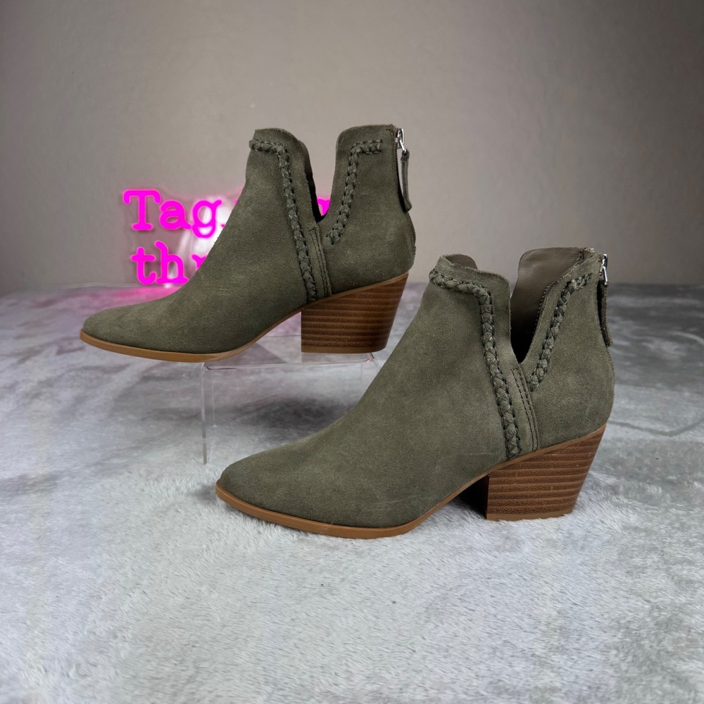 Dolce Vita Women's Size 6 Olive Green Suede Ankle Booties Western Block Heel